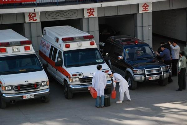 茫崖市救护车转院